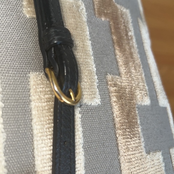 BURBERRY Small Alchester Tote Bag - Picture 14 of 16